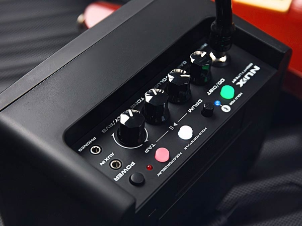 NUX Mighty Series desktop gitaar versterker met bluetooth